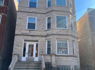 6327 N Lakewood Ave APT 2, Chicago, IL 60660