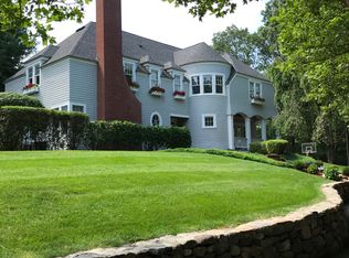 8 Hampton Rd, Lexington, MA 02421