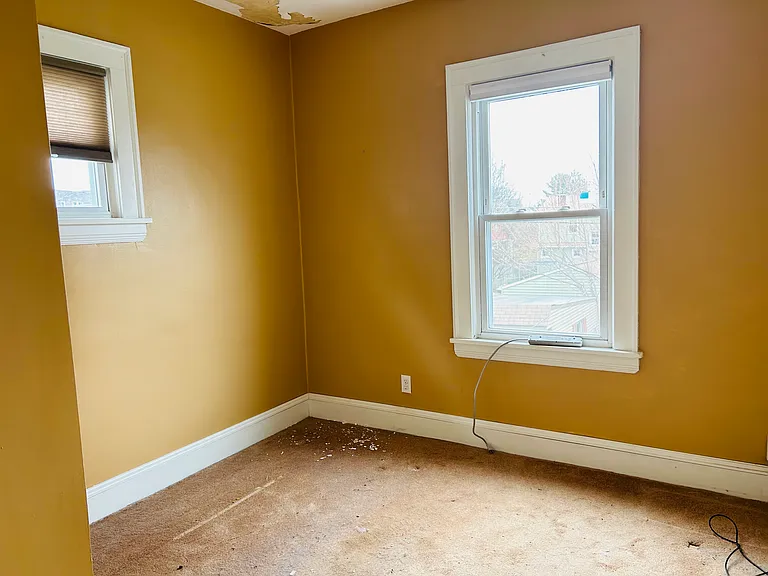 1628 Grace Ave — Photo 17