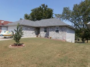 212 N Suburban Ave, Springfield, MO 65802