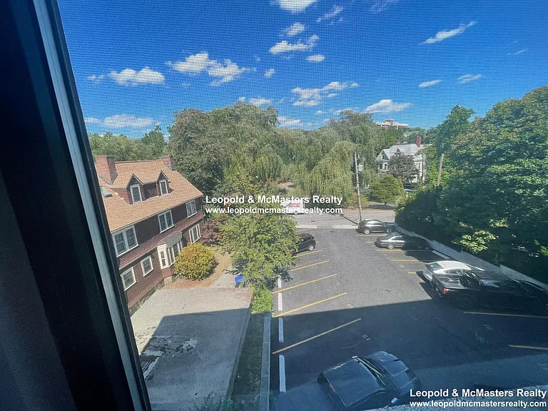 519 Washington St #6 — Photo 32
