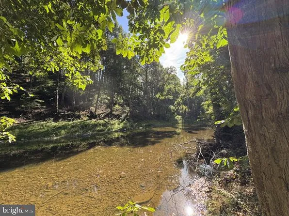 Denver Trl, Berkeley Springs, WV 25411