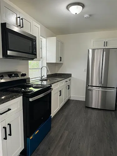 1842 Madison St #2 Photo 1