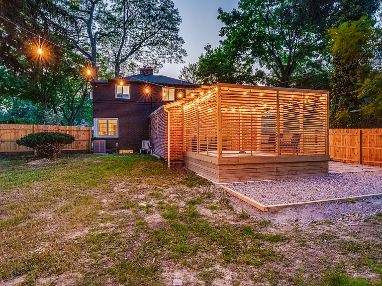 27470 Lathrup Blvd — Photo 35