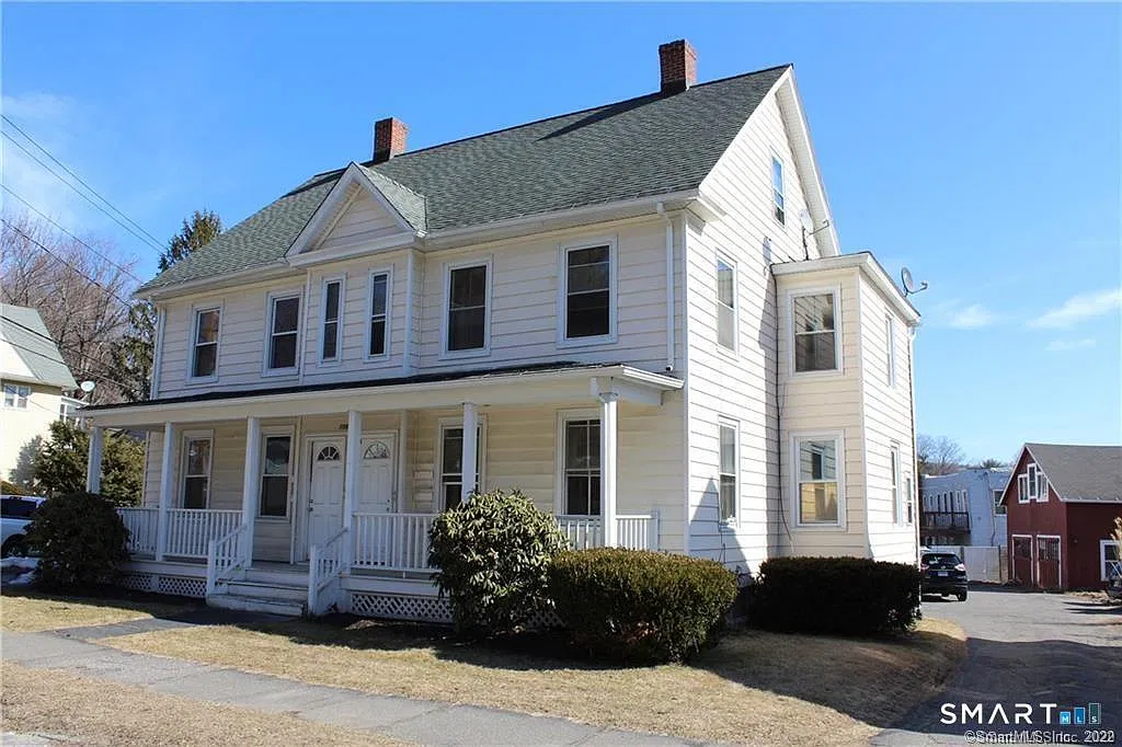 1 bed, 1.0 bath, 700 sqft, $825 — Photo 2