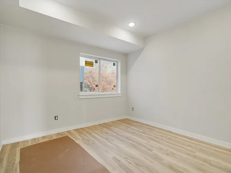 3727 Lancaster Ave #300 — Photo 12