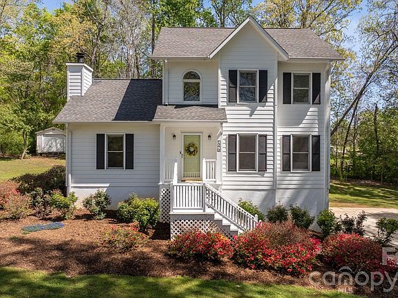 3rd image of 1270 Berra Pl