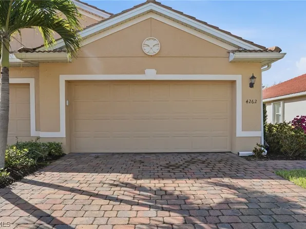 4262 Dutchess Park Rd, Fort Myers, FL 33916