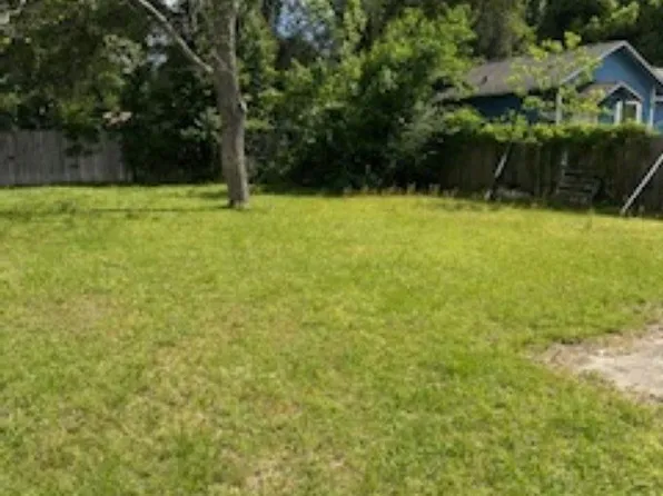 3718 James St, Pensacola, FL 32505