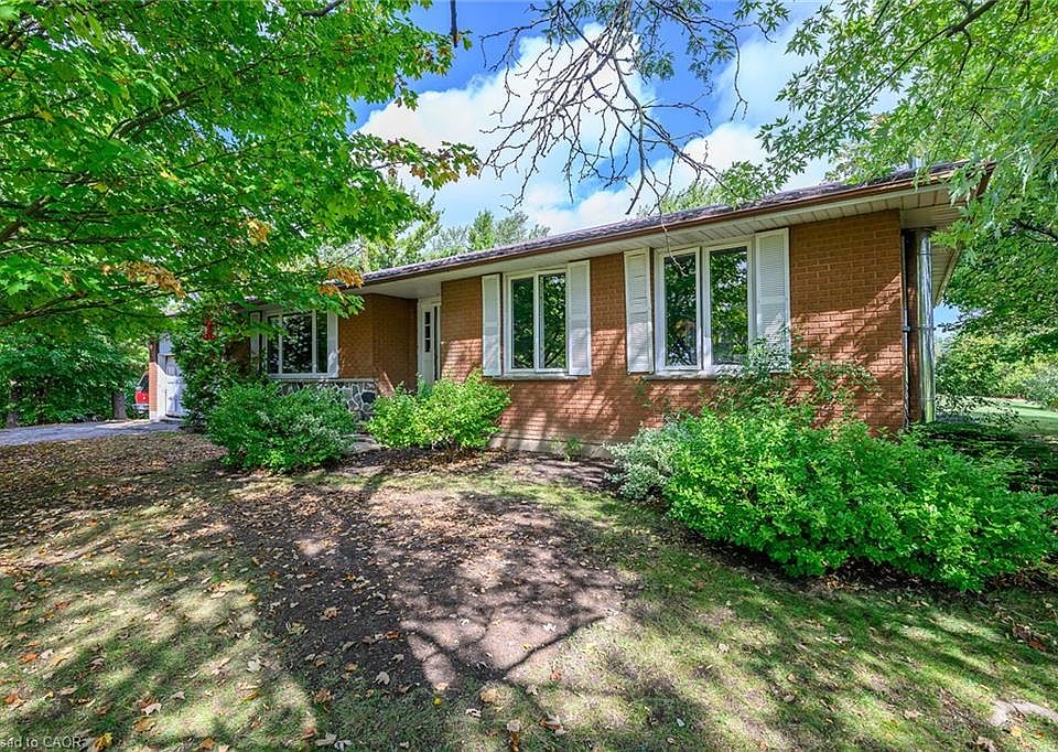1st image of 757 4th Line