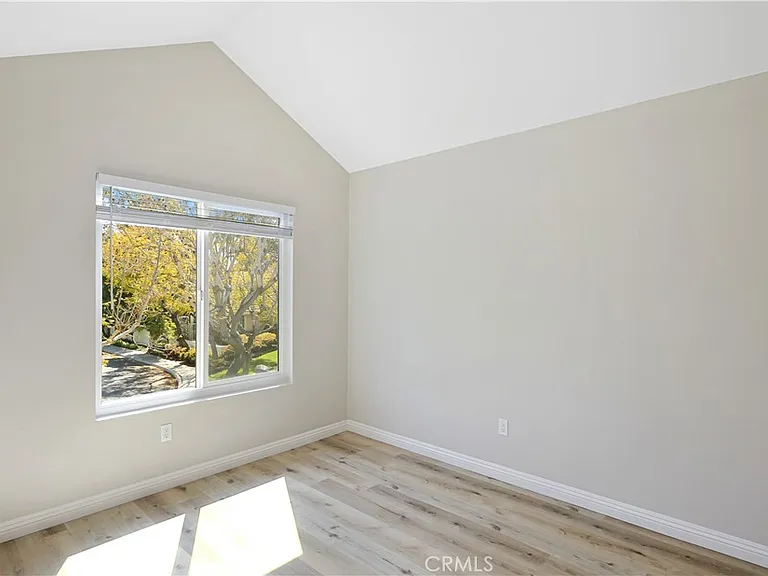 3 Southsand — Photo 19