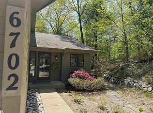 6702 Mission Rdg, Traverse City, MI 49686