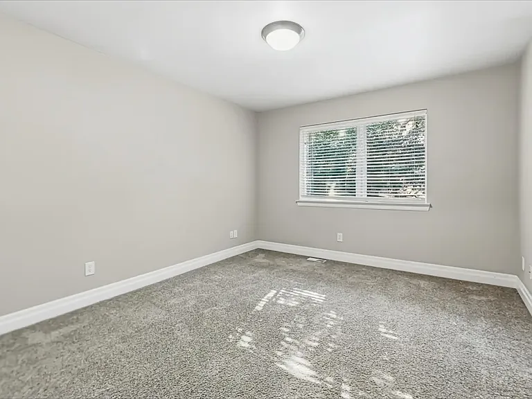 1574 Cypress Point Ave — Photo 5