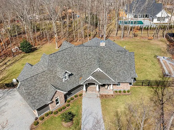 23 Great Circle Dr, Shelter Island, NY 11964