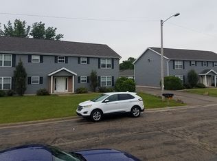 Awesome 2br Available!- Clement St., Watertown, WI 53094