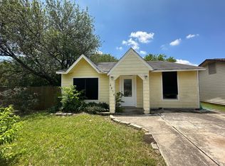 4854 Featherock Dr, San Antonio, TX 78219