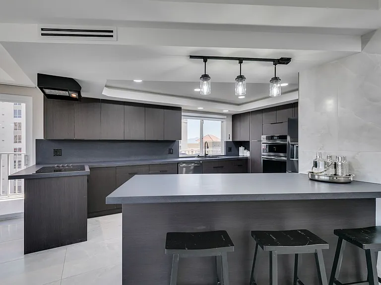 205 E Harmon Ave #1012 — Photo 24