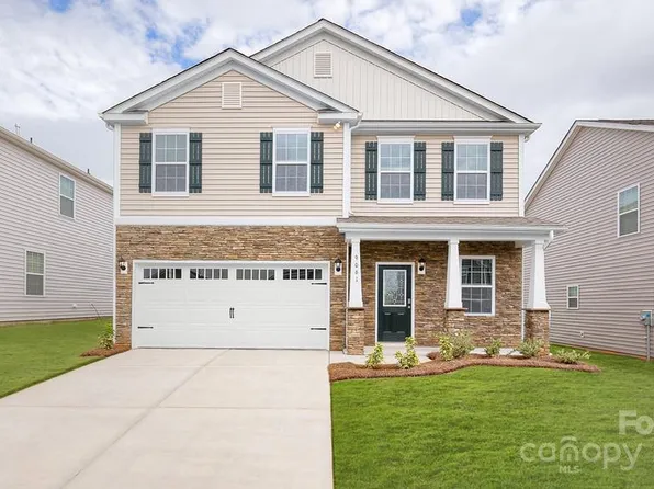 3863 Maxwell Henry Ln NW, Conover, NC 28613