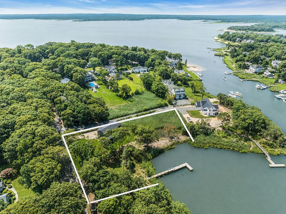 1st image of 255 Peconic Bay Blvd