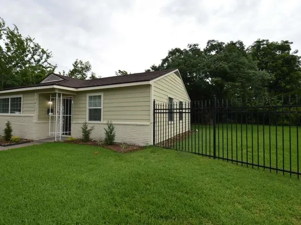 10213 Fairland Dr, Houston, TX 77051
