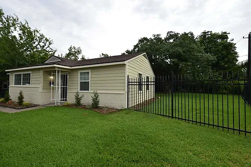10213 Fairland Dr Photo 1