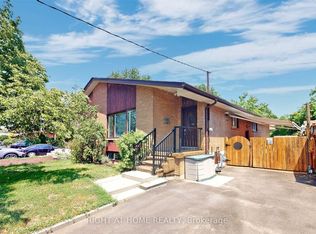 125 Fortrose Cres, Toronto, ON M3A 2H2
