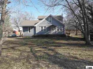 25860 S Morrill Rd, Lyndon, KS 66451