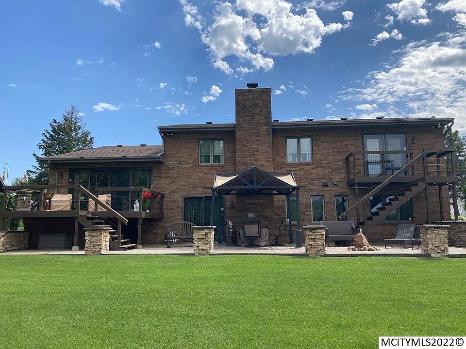 880 Briarstone Dr, Mason City, IA 50401 MLS 220507 Zillow