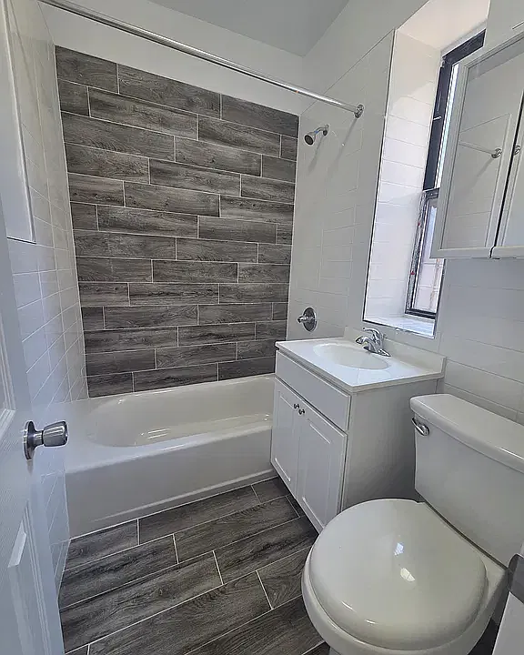 745 Nereid Ave #2A