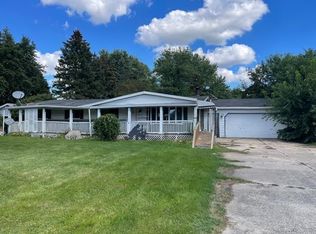 1387 S Meadow Dr, Lennon, MI 48449