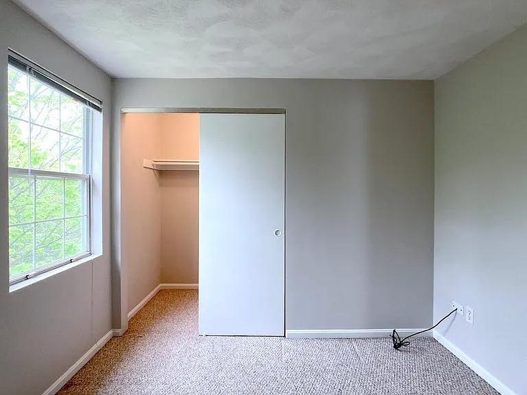 25 Columbia Ave #25 — Photo 22