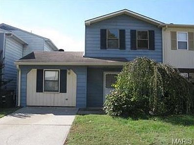 1st image of 1602 Amblewood Dr #1