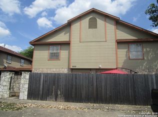5233 Meadow Fld APT 4, San Antonio, TX 78250