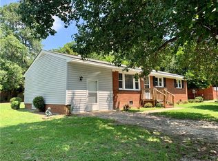3542 Thomas Ave, Fayetteville, NC 28304