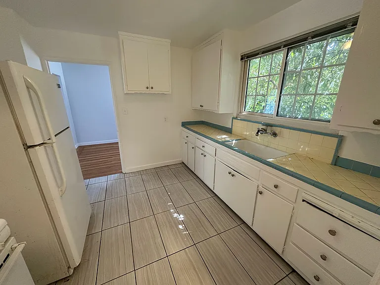 4370 Fleming Ave #A — Photo 4