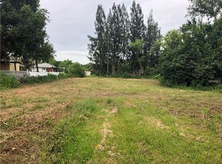 806 10th St SW, Ruskin, FL 33570