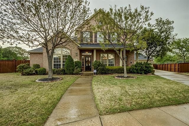 1st image of 4704 Hampshire Dr