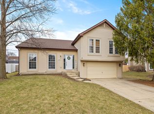 1343 Knollwood Cir, Crystal Lake, IL 60014