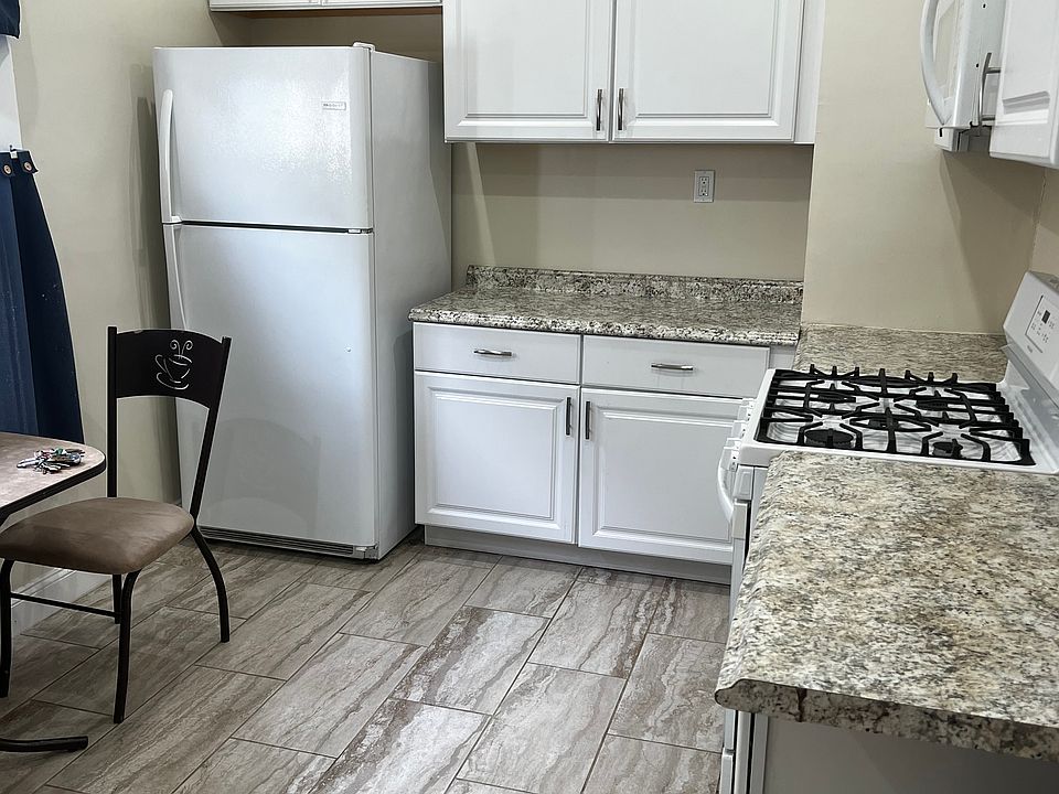 561 Spring St Buffalo NY Zillow