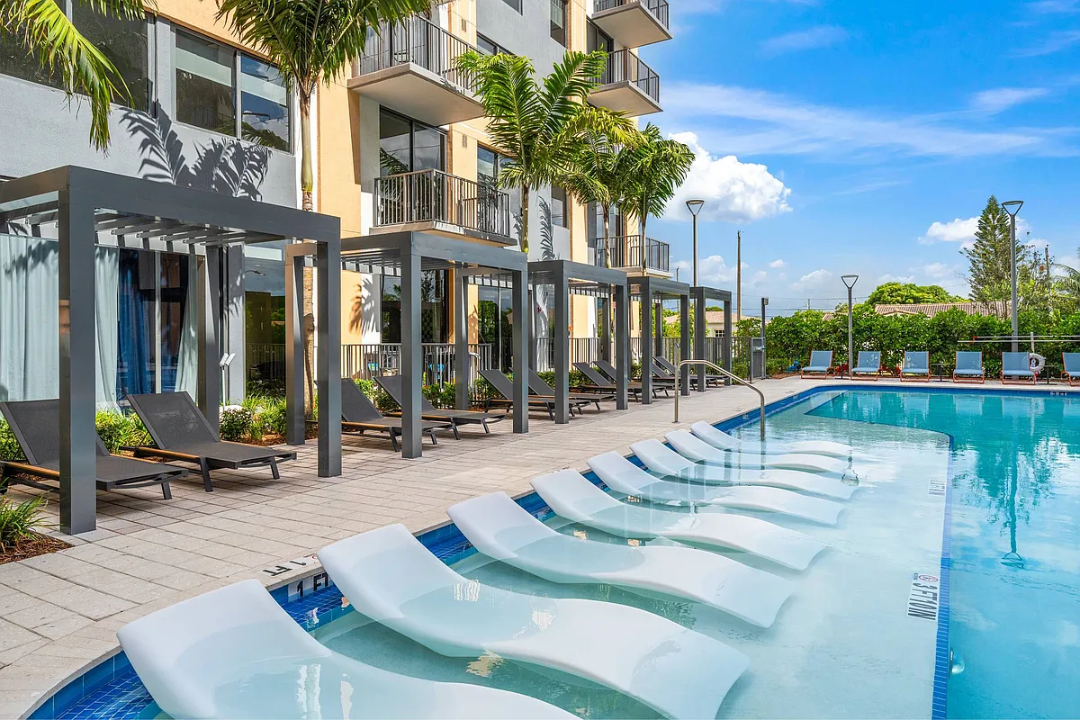 Building Photo - Centro City Residences