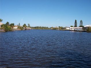 4317 Gulfstream Pkwy, Cape Coral, FL 33993