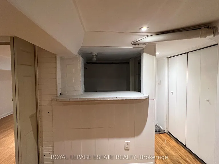 372 Victoria Park Ave — Photo 12