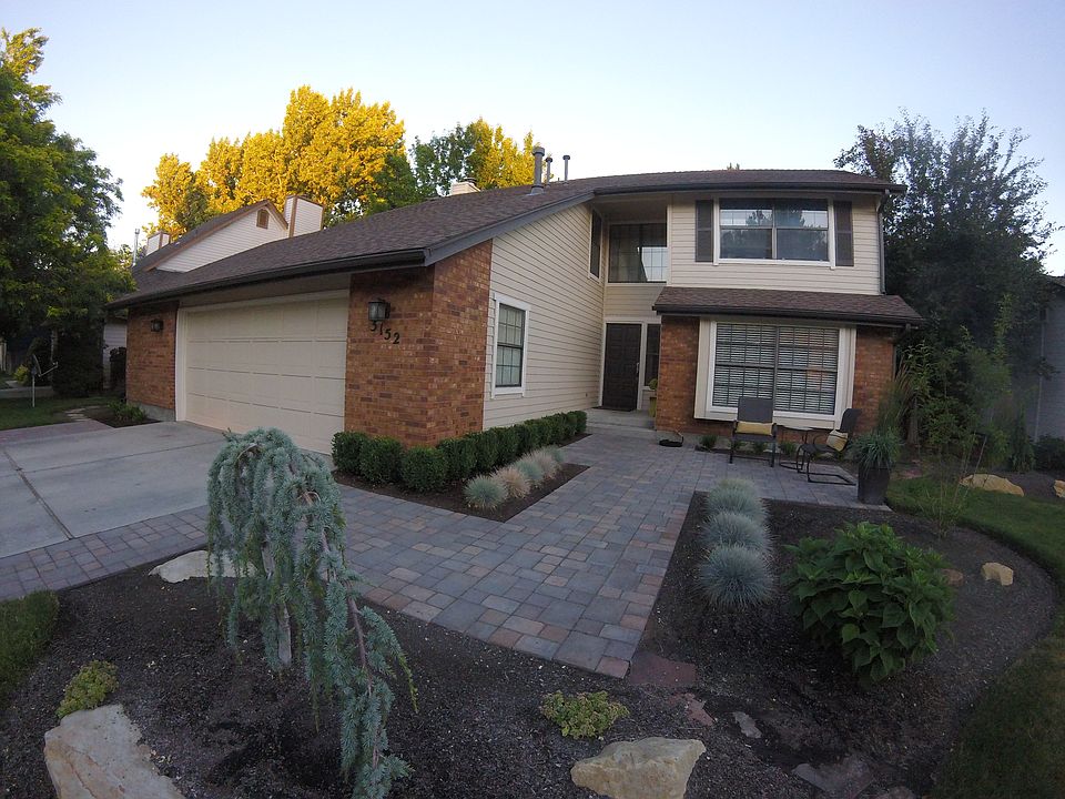 2nd image of 3152 S Lakeridge Pl