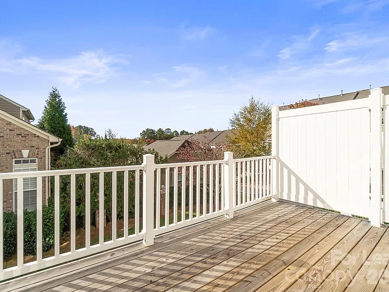 413 Armour St — Photo 31