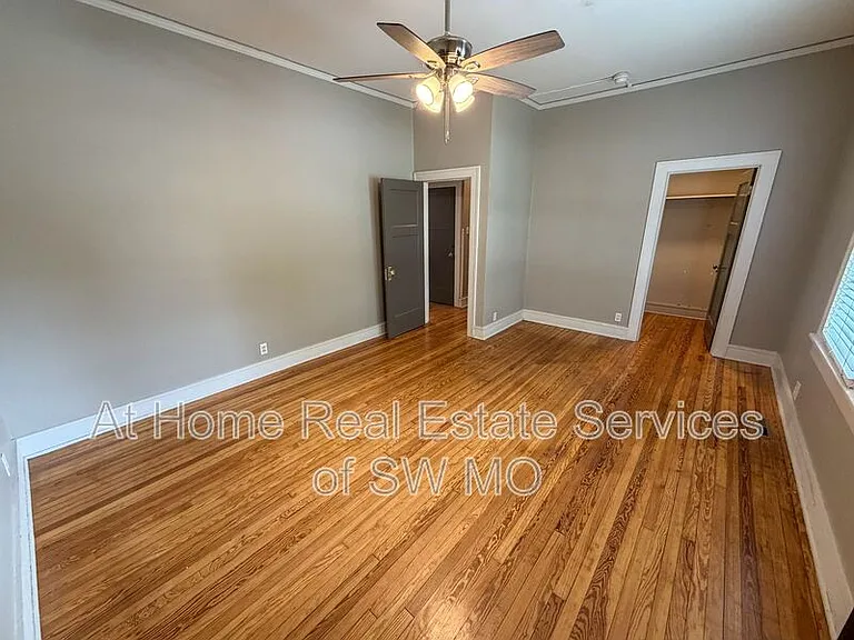 1005 S Roanoke Ave — Photo 5