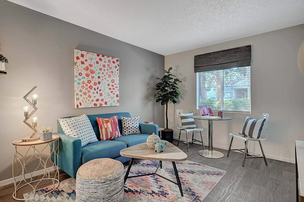 Building Photo - Solstice Apartment Homes