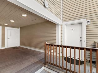91 Harbour Close #C, New Haven, CT 06519