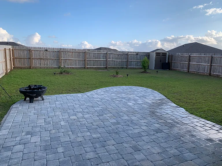 5240 Peach Dr — Photo 35