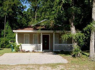 92 Chickat Trl, Crawfordville, FL 32327