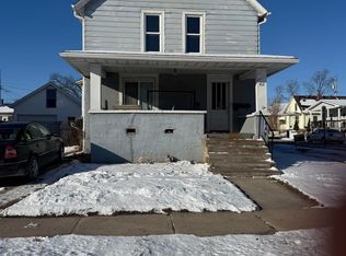 11 E North St, Marshalltown, IA 50158